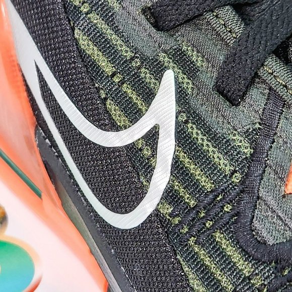 Nike Lebron Witness 6 Men's Shoes Black Sequoia Silver Basketball CZ4052-001 - Picture 4 of 7